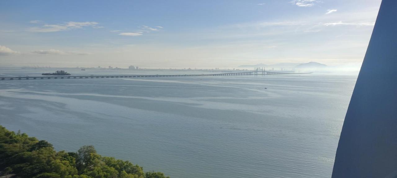 Infinite Seaview With Penang Bridge Suite With Sunrise Up To 11 Person Bayan Lepas Exterior foto